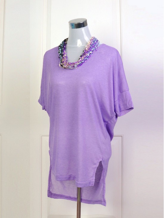 V Neck Loose Top and Magnetic Scarf Necklace Set